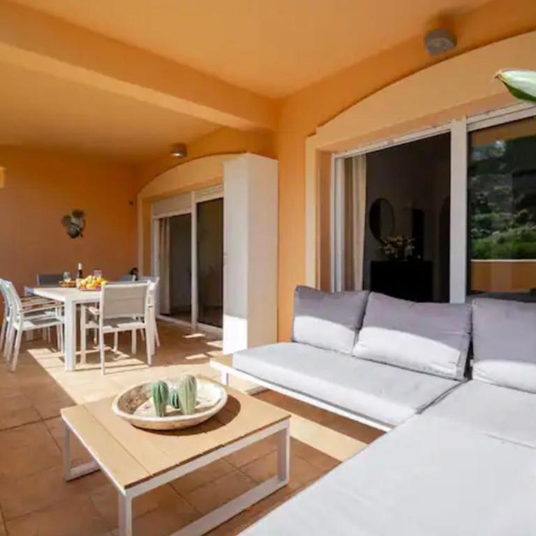 Luxury 2 bedroom apartment, close to the sea and the golf course, Aloha Hills Club Property - Two-Bedroom Apartment - 4