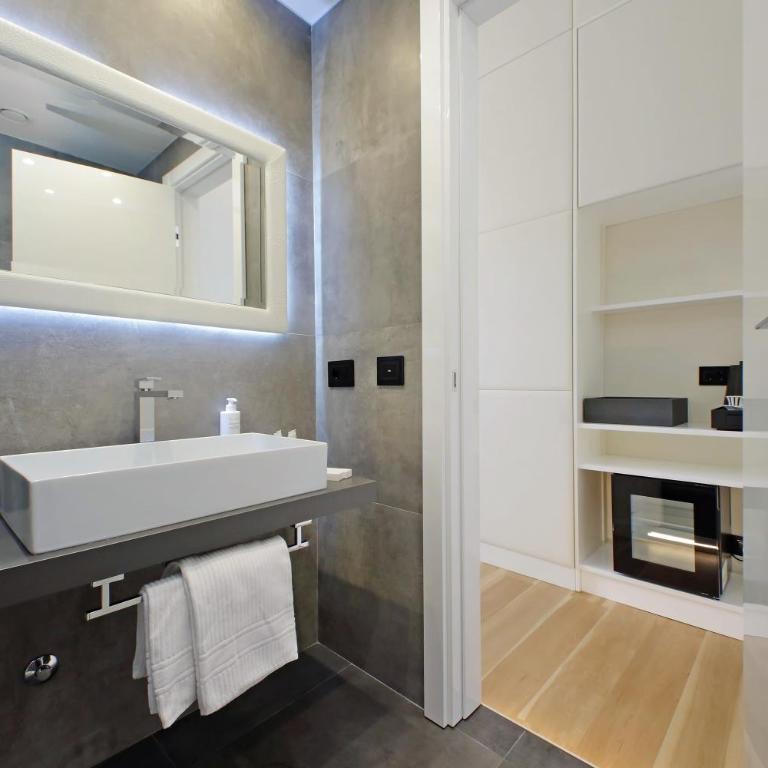 Domus Aurea Luxury Suites - Junior Suite con Balcone - 5