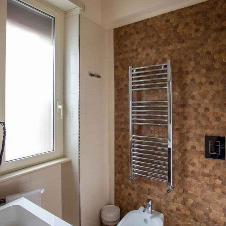 Little Rock Guest House - Deluxe Room - 11
