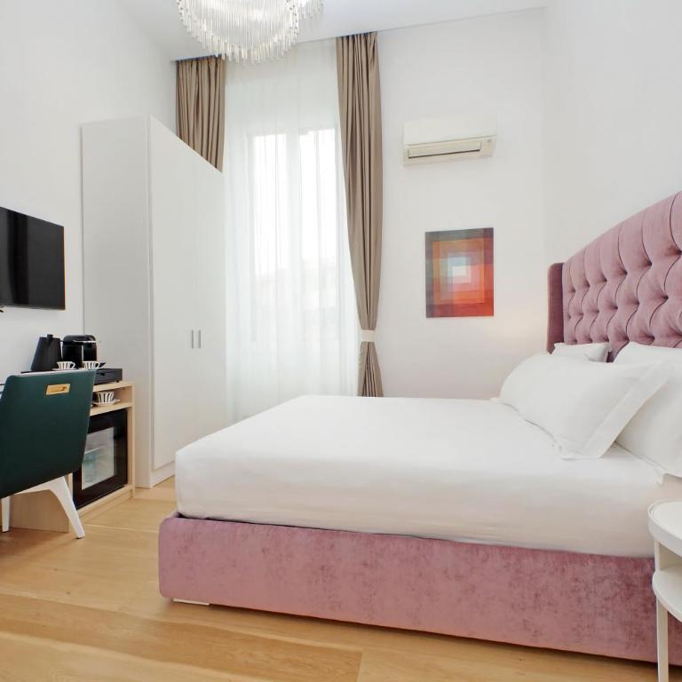 Domus Aurea Luxury Suites - Camera Queen Superior - 10