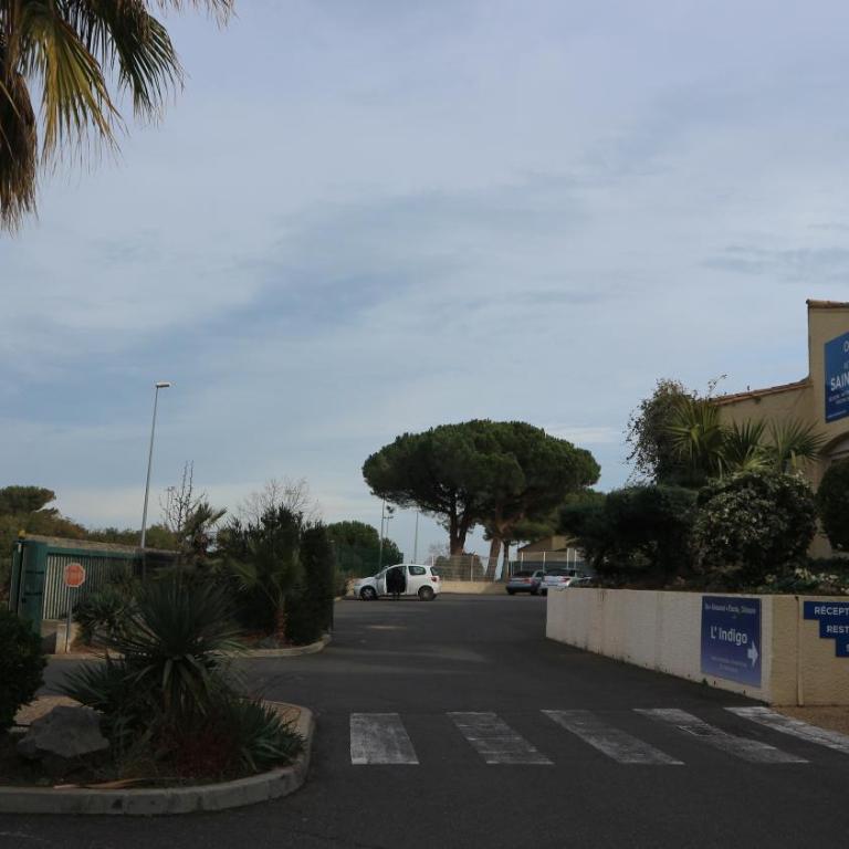 Le Cap d'Agde 2 pièces climatisé résidence Odalys St Loup en RDC avec terrasse - One-Bedroom Apartment - 34