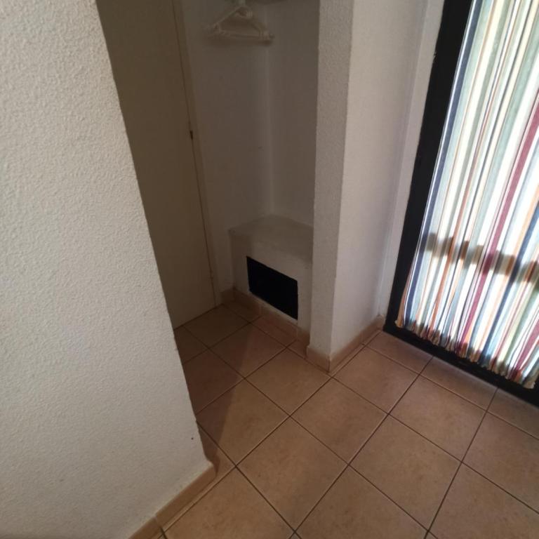 Le Cap d'Agde 2 pièces climatisé résidence Odalys St Loup en RDC avec terrasse - One-Bedroom Apartment - 8