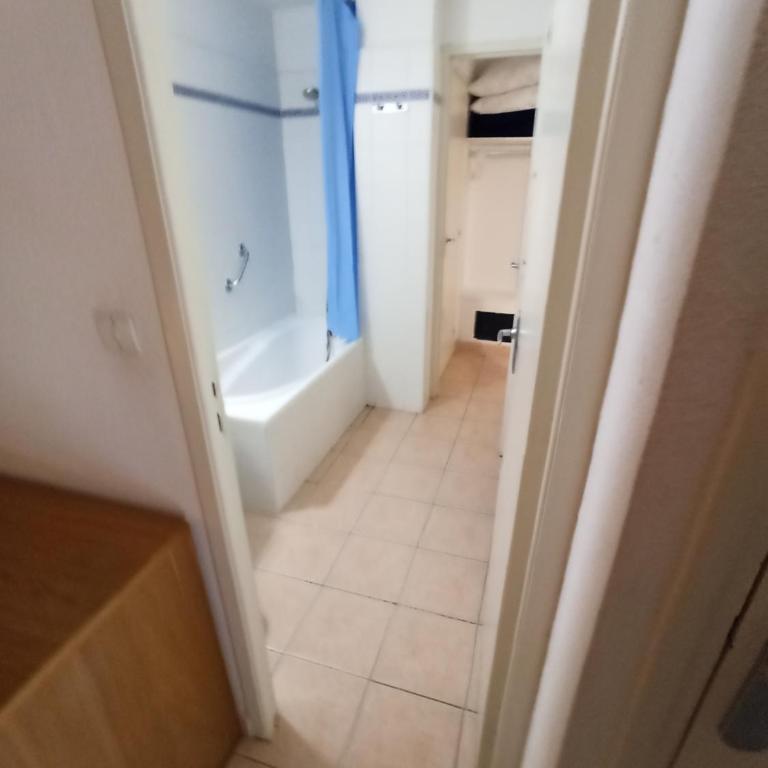 Le Cap d'Agde 2 pièces climatisé résidence Odalys St Loup en RDC avec terrasse - One-Bedroom Apartment - 30