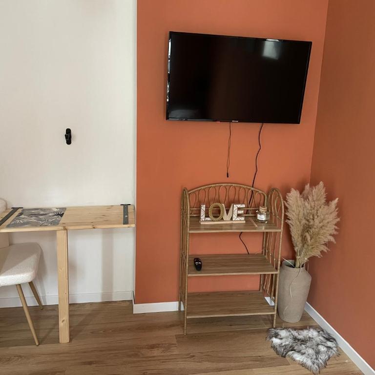 Studio cosy et chaleureux - Chambre Double avec Salle de Bains Privative - 1