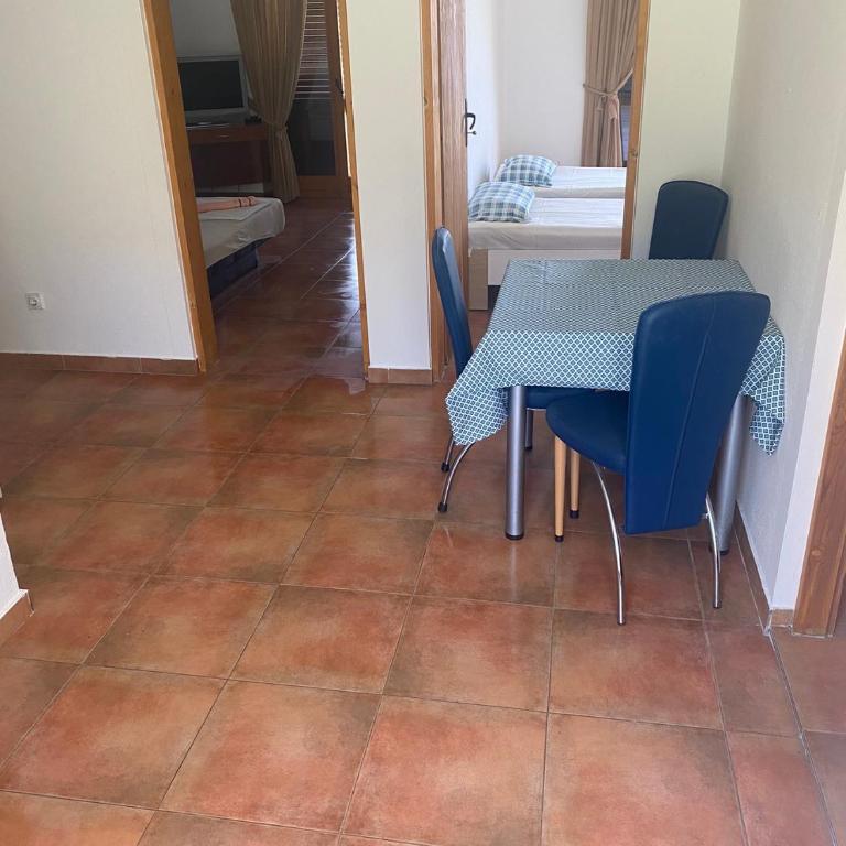 Green Olive 3 - Three-Bedroom Apartment - 6