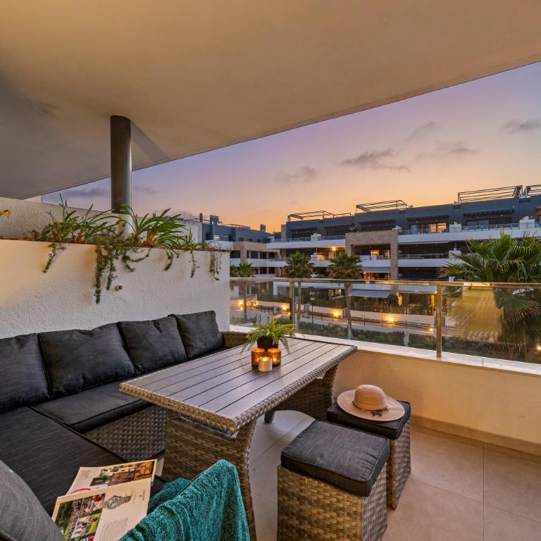 Apartmán v luxusním komplexu Flamenca Village - Apartamento Deluxe de 2 dormitorios con vistas al jardín - 24
