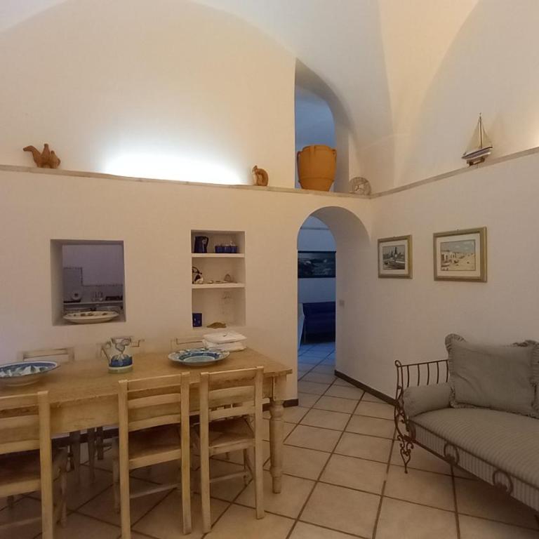Casa MAFALDA - Appartamento con 2 Camere da Letto - 1