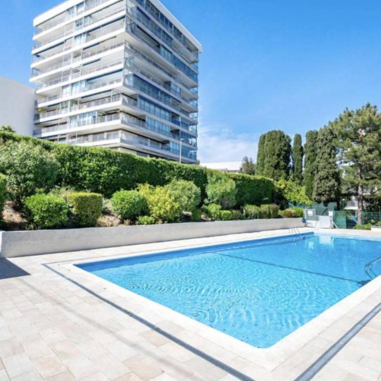 Spacieux 2 pièces terrasse et piscine - Apartment mit 1 Schlafzimmer - 1