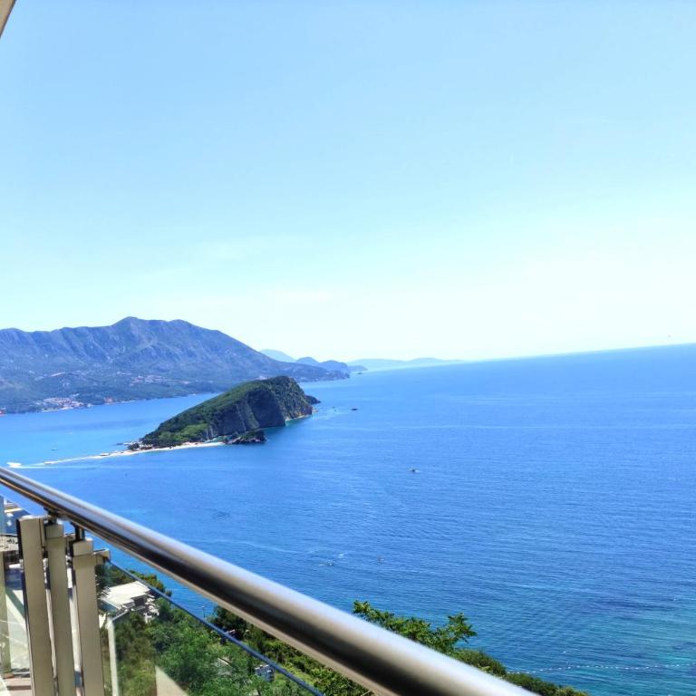 Altezza Luxury Apartment 11 - Two-Bedroom Apartment with Balcony and Sea View - 31