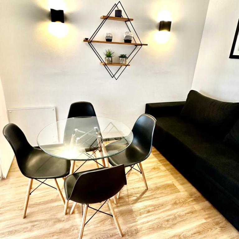 Hermoso departamento zona plaza Colon , a metros de todo - One-Bedroom Apartment - 6