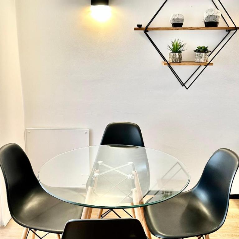 Hermoso departamento zona plaza Colon , a metros de todo - One-Bedroom Apartment - 7
