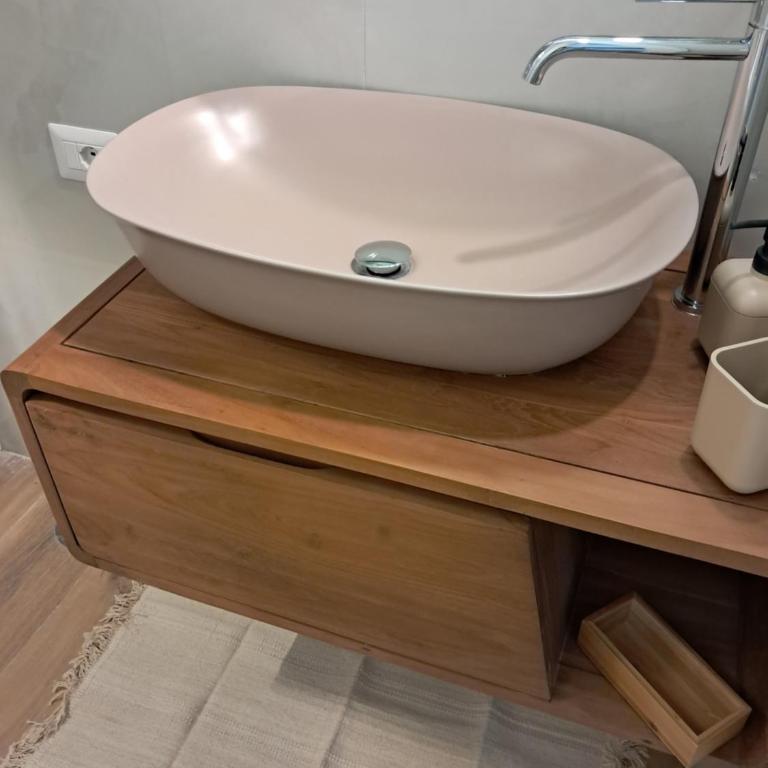 Domus Sirena - Deluxe Double Room with Balcony - 13