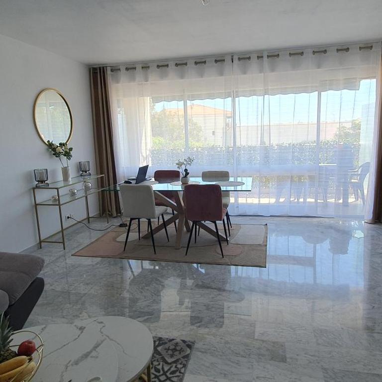 Spacieux 2 pièces terrasse et piscine - Apartment mit 1 Schlafzimmer - 18