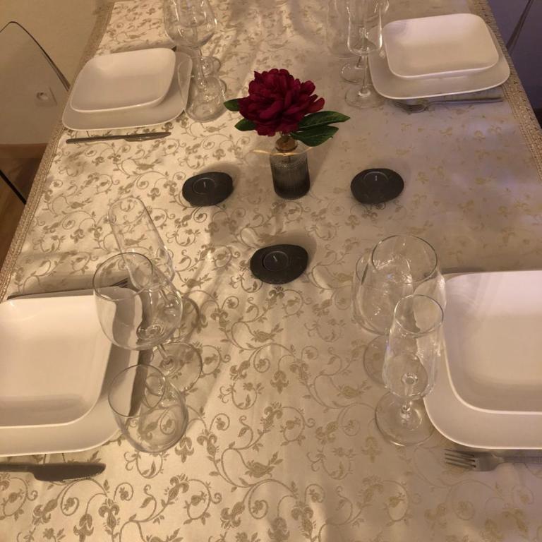 Superbe Appartement tout équipé, Coins cosy à Metz gare, 50M2, Parking privé, Balcon, 2p - Appartement 1 Chambre - 12