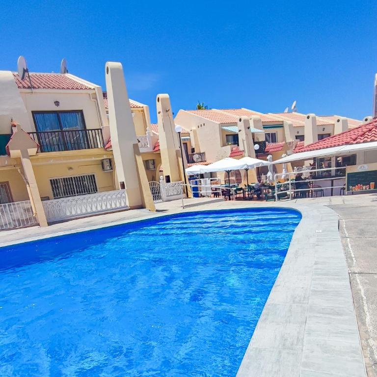 Mareverde apartment with pools and bar - Fanabe beach - Apartamento con terraza - 18