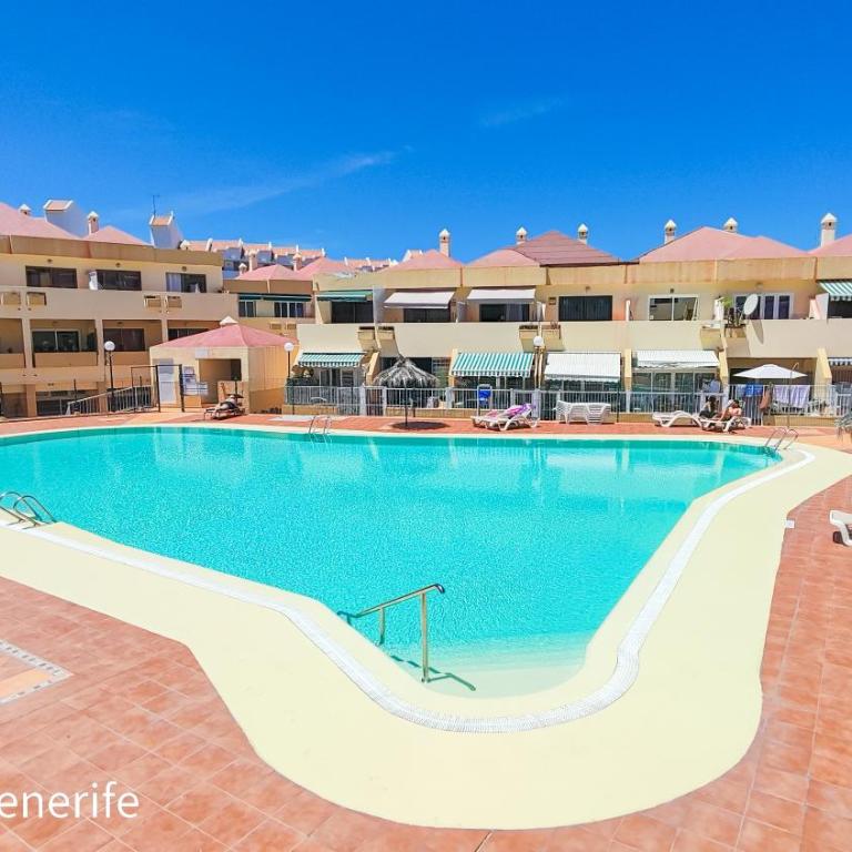 Mareverde apartment with pools and bar - Fanabe beach - Apartamento con terraza - 2