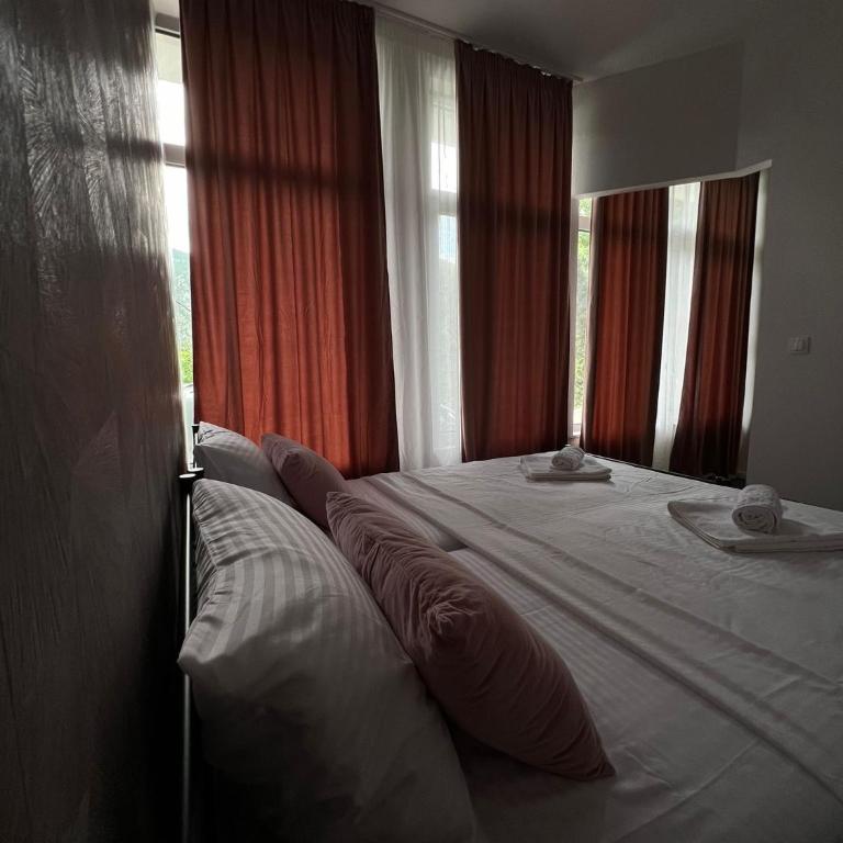 Apartments Aureus - Dvokrevetna Soba sa Bračnim Krevetom /2 Zasebna Kreveta i Sopstvenim Kupatilom - 7