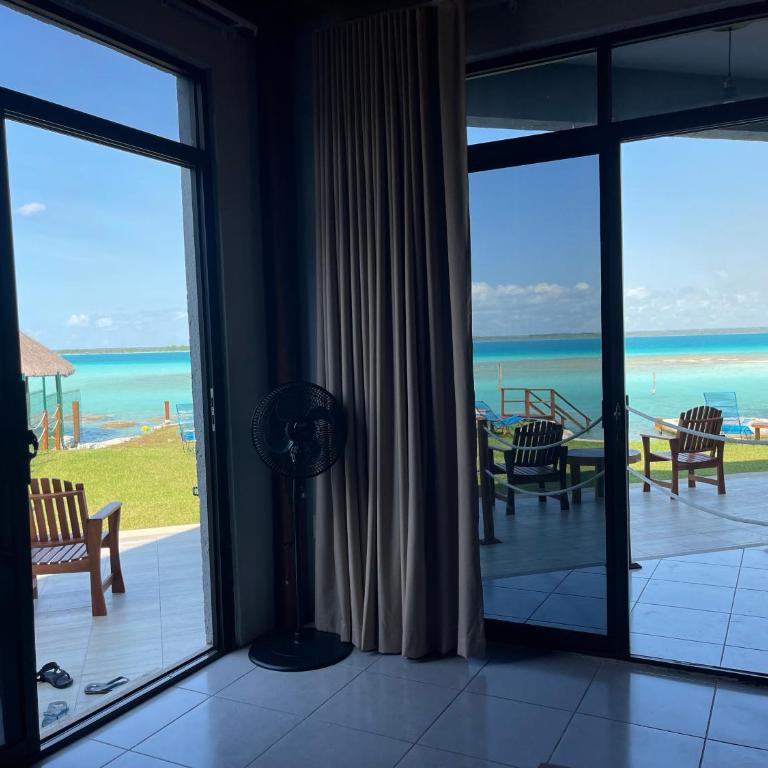 Blue Caribe Bacalar Front Lagoon - Suite with Lake View - 2