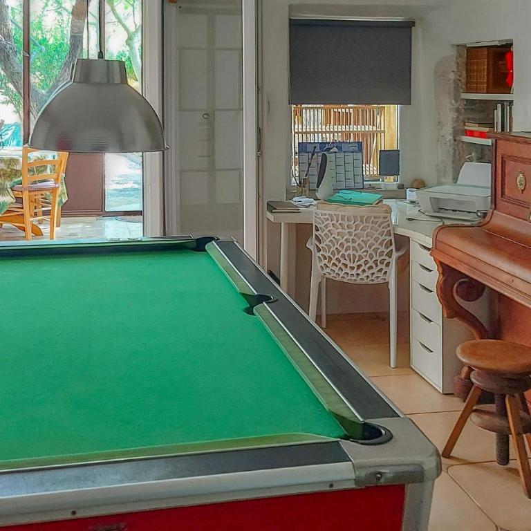Beautiful Home In Carpentras With Wifi - Maison de Vacances 3 Chambres - 7