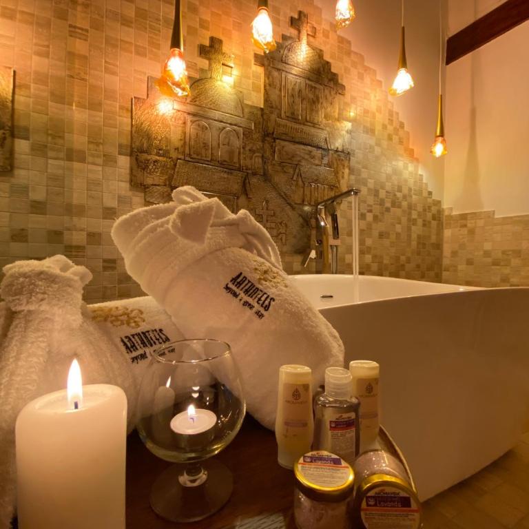 Mama Cuchara by Art Hotels - Habitación Doble con balcón - 1 o 2 camas - 12