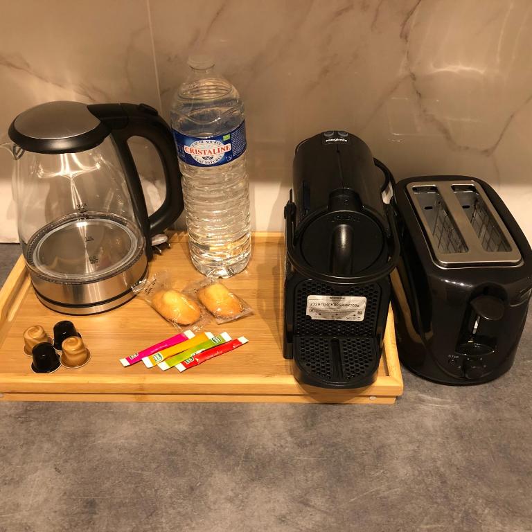 Superbe Appartement tout équipé, Coins cosy à Metz gare, 50M2, Parking privé, Balcon, 2p - Appartement 1 Chambre - 6