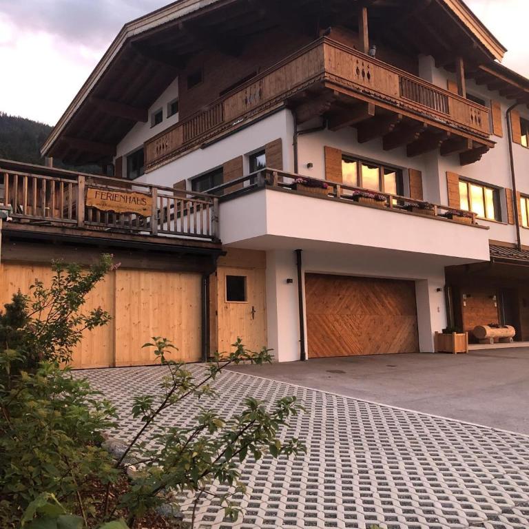 Kaiserchalet - Skipiste - Holiday Home with bathroom - 11