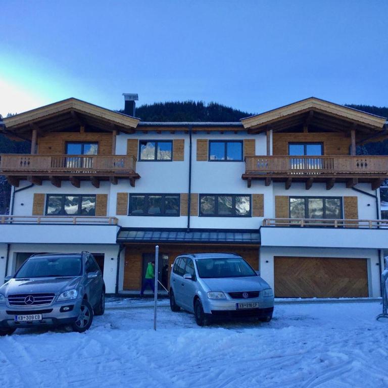 Kaiserchalet - Skipiste - Holiday Home with bathroom - 78