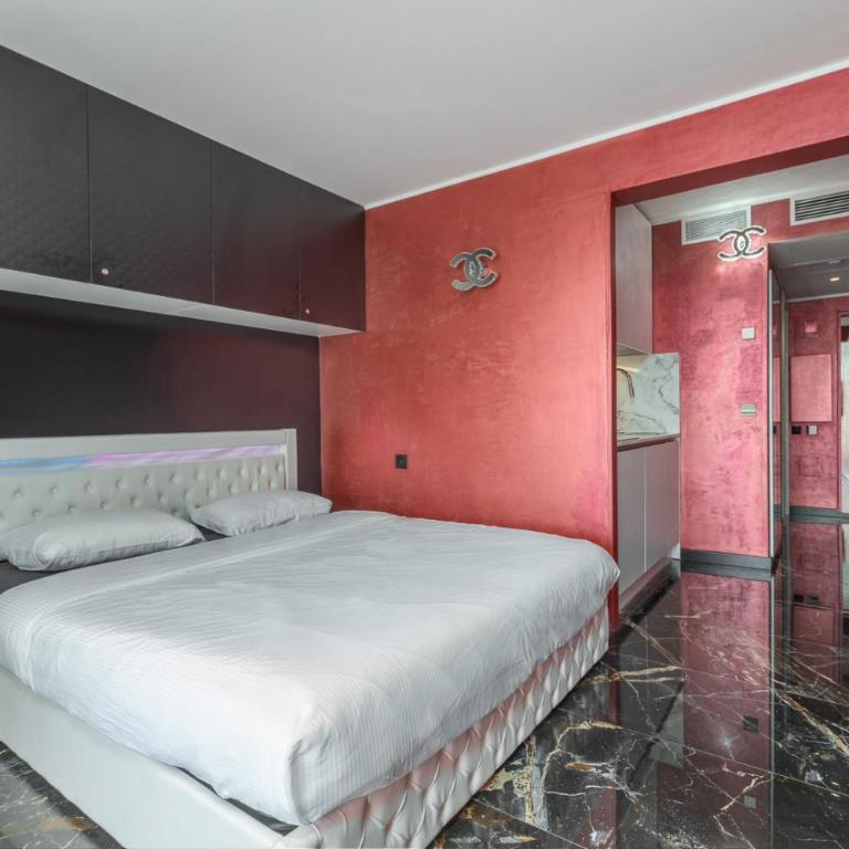 Luxury studio renovated 2024 with free parking - Studio - 2
