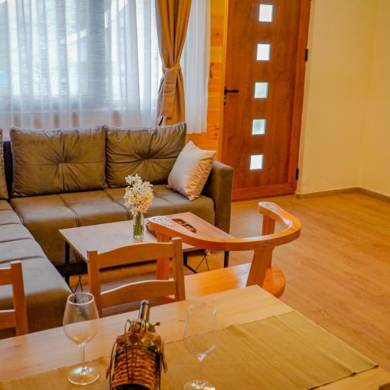 Family Farm Pejovic - One-Bedroom House - 15