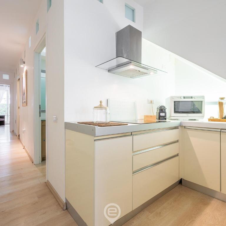 Charming apartment in the City center - Apartment - 9
