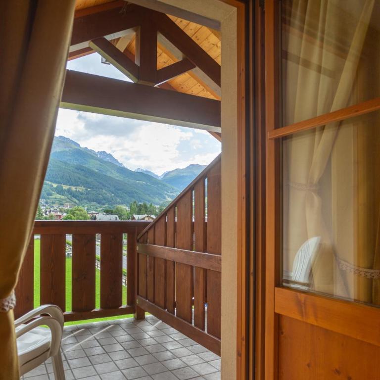 Appartamenti Serena - Estudio con balcón y vistas a la montaña - 5