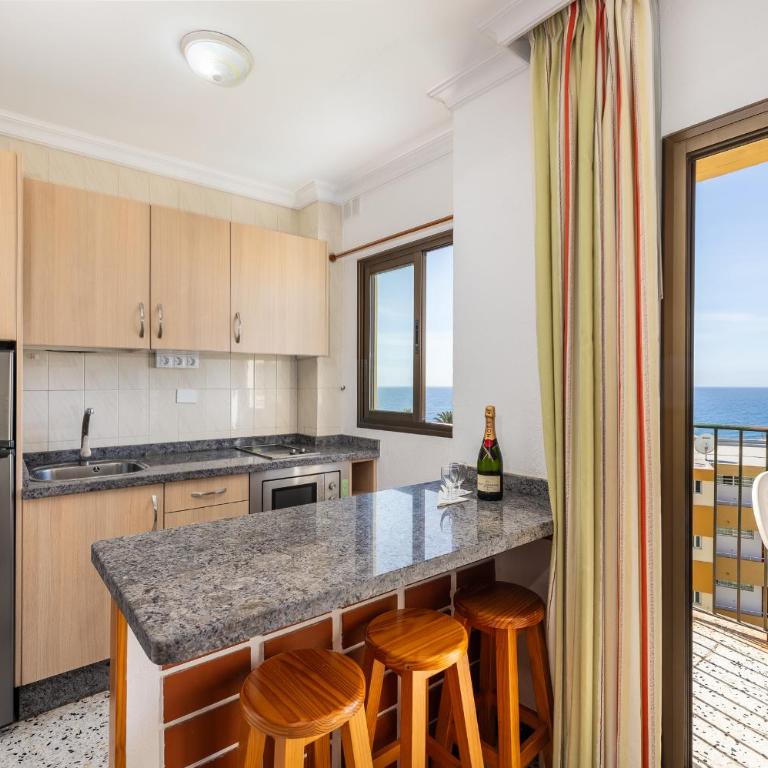 Los Ficus - Two-Bedroom Apartment - 23