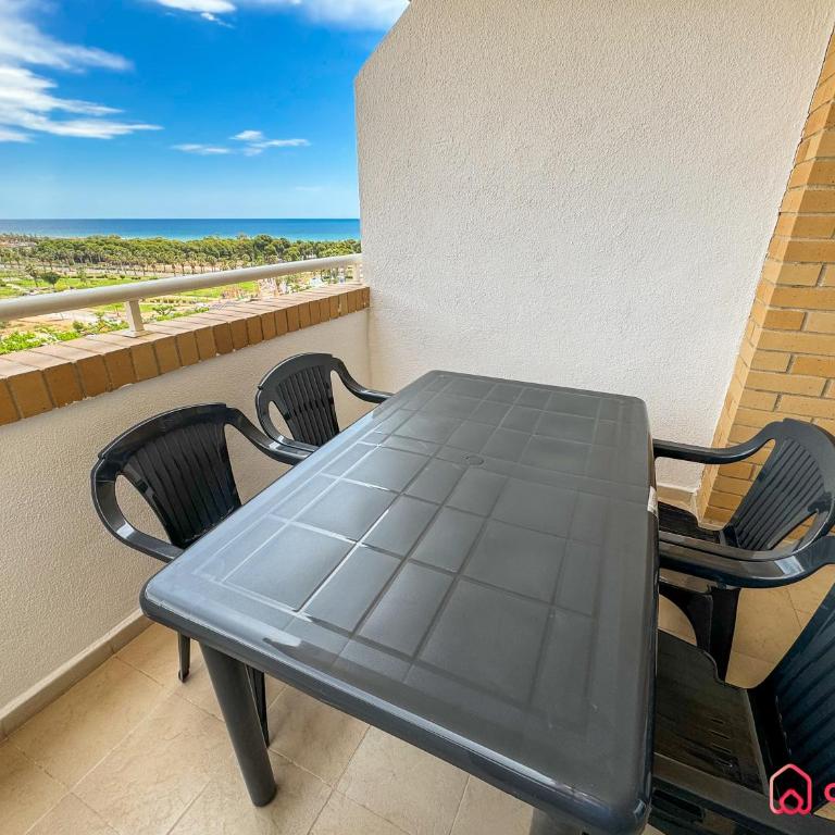 Bella Vista - Apartamento de 2 dormitorios con balcón y vistas al mar - 2