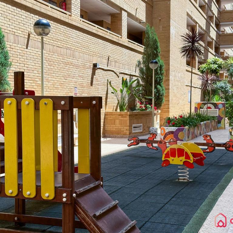Bella Vista - Apartamento de 2 dormitorios con balcón y vistas al mar - 38