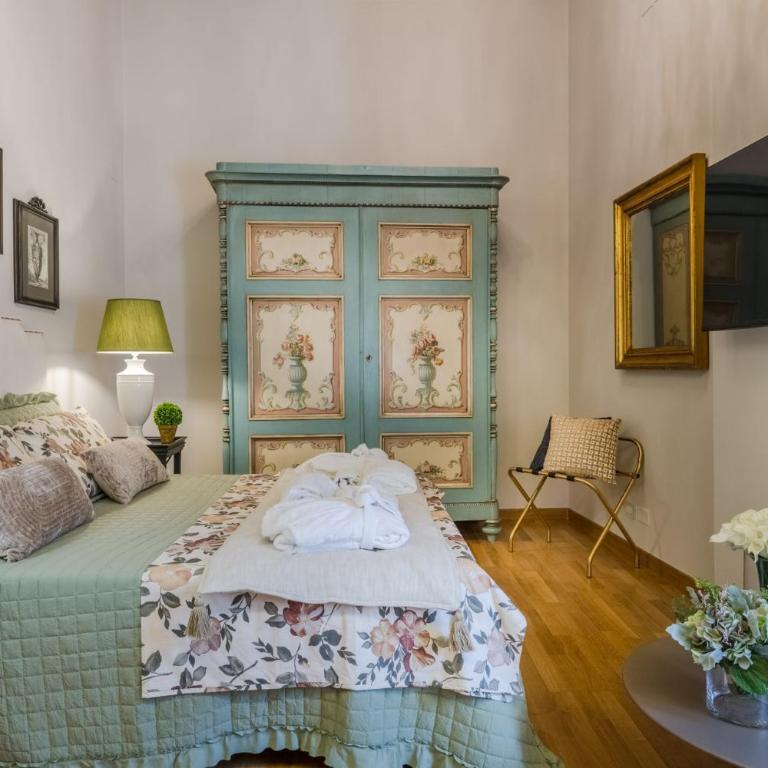 Castruccio apartment, timeless Elegance in Lucca - One-Bedroom Apartment - 1