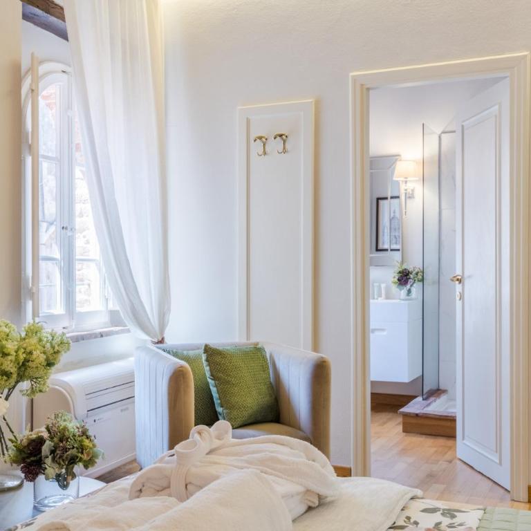 Castruccio apartment, timeless Elegance in Lucca - One-Bedroom Apartment - 7