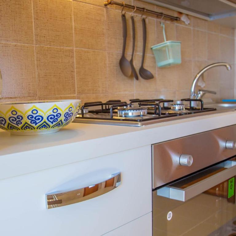 Casa Leo Lungomare Palmasera - Appartamento con 2 Camere da Letto - 3