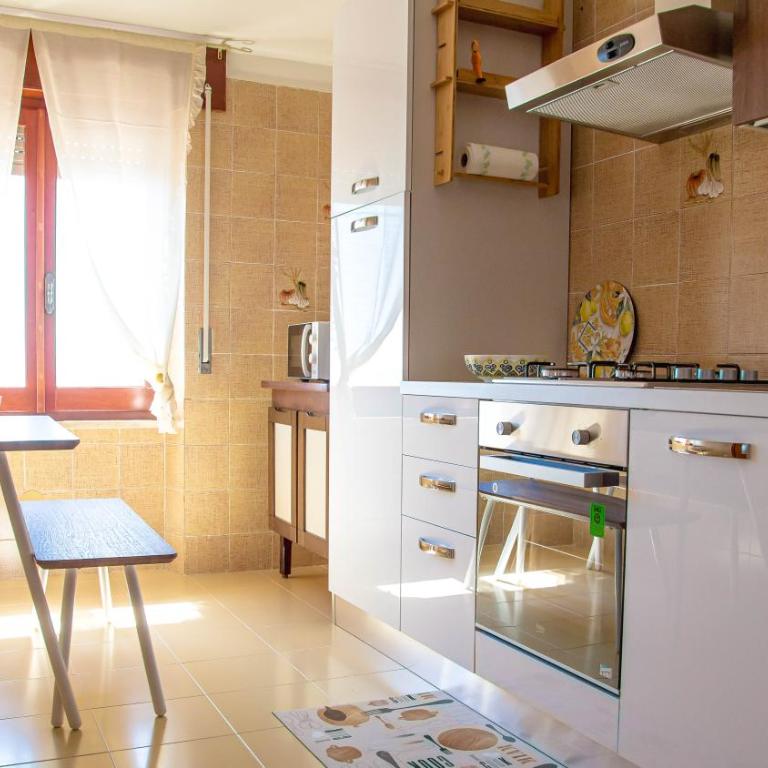 Casa Leo Lungomare Palmasera - Appartamento con 2 Camere da Letto - 10