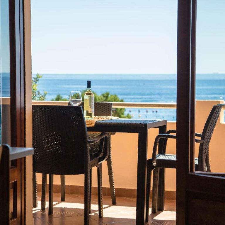 Casa Leo Lungomare Palmasera - Appartamento con 2 Camere da Letto - 11
