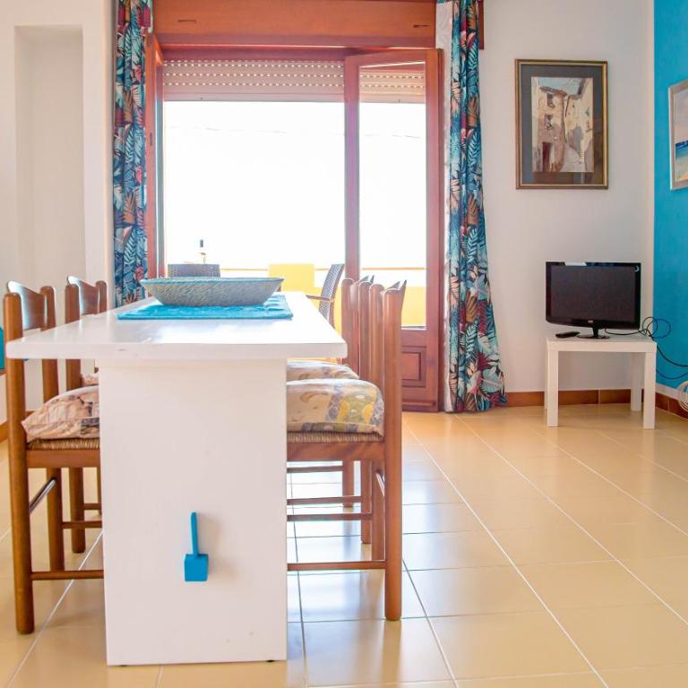 Casa Leo Lungomare Palmasera - Appartamento con 2 Camere da Letto - 22