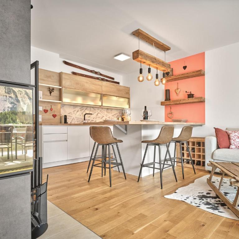 The Mountain Suite Top 11 - Tauplitz Residences by AA Holiday Homes - Appartement avec Vue sur la Montagne - 1