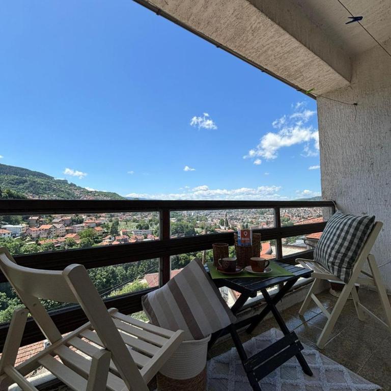 Balcony of Sarajevo - Apartman sa Terasom - 10