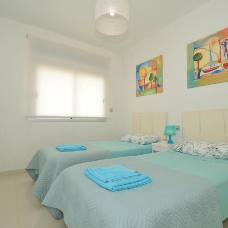 Penthouse Punta prima Torrevieja - Two-Bedroom Apartment with Balcony - 7