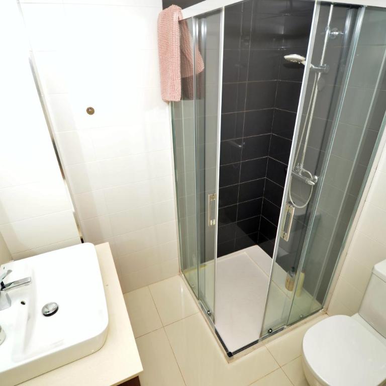 Penthouse Punta prima Torrevieja - Two-Bedroom Apartment with Balcony - 14