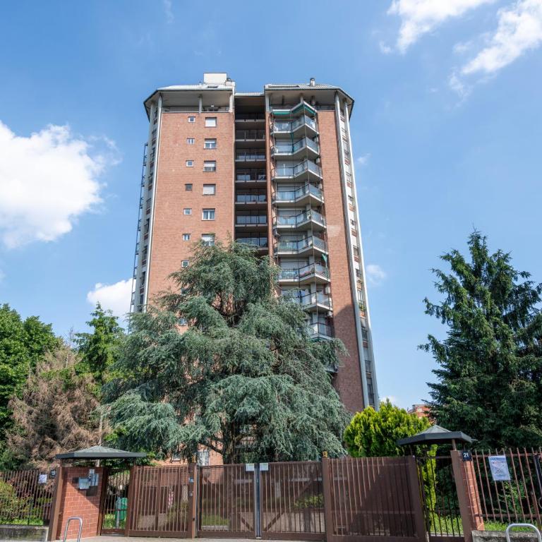 Omodeo, 19 – Ampio e panoramico - Appartamento con 2 Camere da Letto - 15