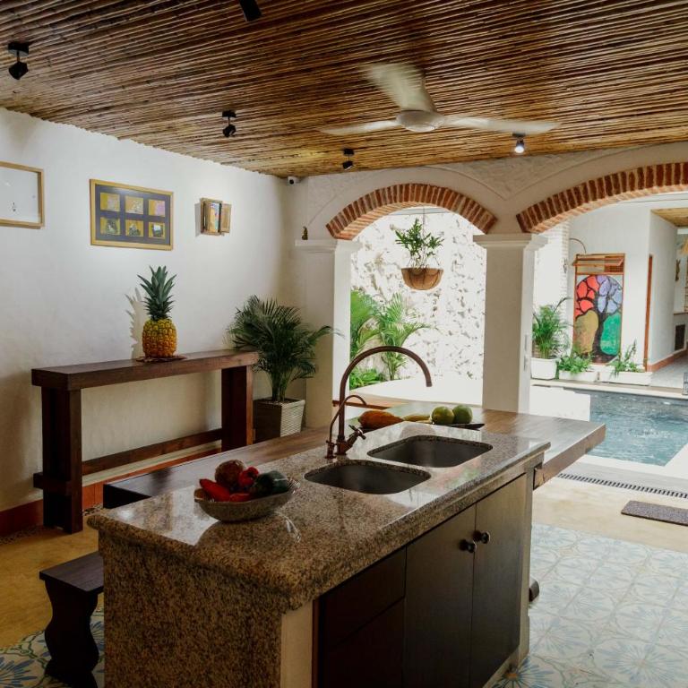 Spiritual Luxury 4BR Pool&Roofterrac Getsemani NEW - Villa - 22