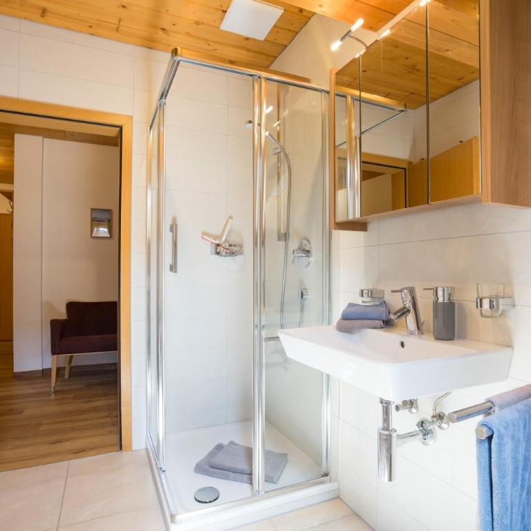 Berghaus Weber - Apartment mit 2 Schlafzimmern und Balkon - 12