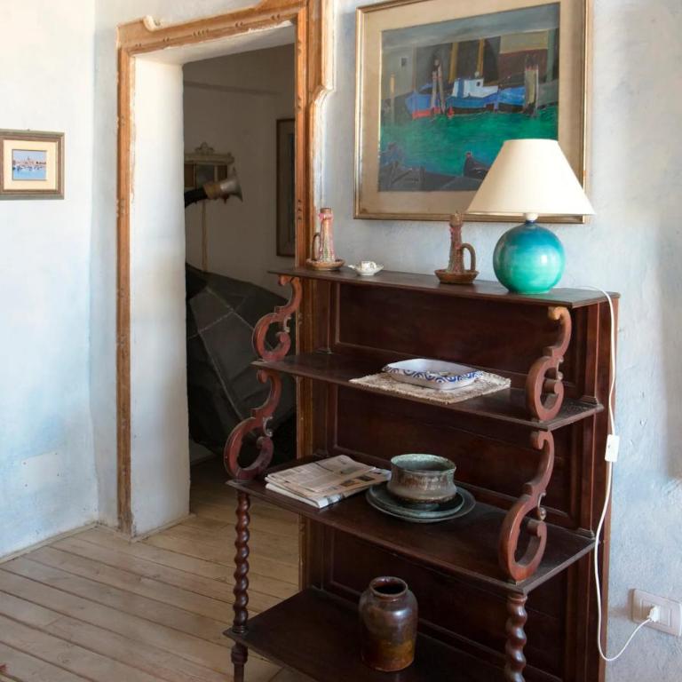Sardinia Re - Alma Bohémien vista sul Porto - Three-Bedroom Apartment - 6