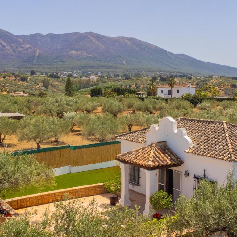 Cubo's La Luz del Valle Rural House - Vacation Home - 17