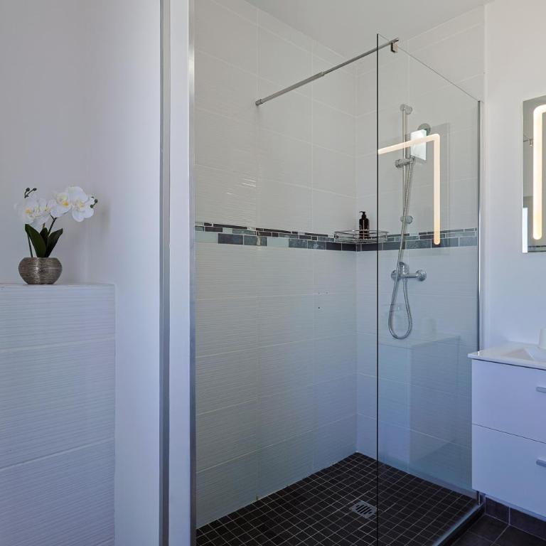 Logis Hotel Perla Riviera & Restaurant - Chambre Lits Jumeaux - 5